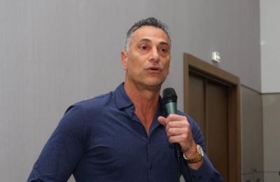 Ανόρθωση: Τέλος και επίσημα ο Καμορανέζι