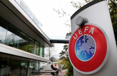 «Η UEFA σκέφτεται να μην αλλάξει το φορμάτ των διοργανώσεών της»