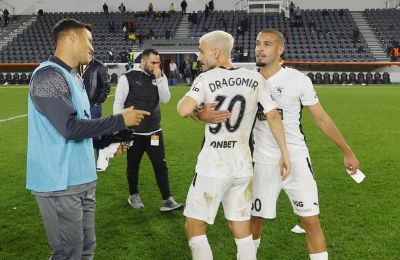 Πάφος-Απόλλων: Κλικ από τις κερκίδες (pics)