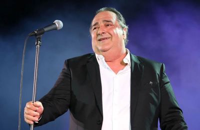 Η Ελένη Χατζίδου βρισκόταν από το βράδυ της Παρασκευής στο νοσοκομείο, καθώς η κόρη της χρειάστηκε να εισαχθεί για νοσηλεία