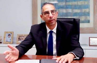 «Περνούν ζωή χαρισάμενη στον λόφο του Προεδρικού και δεν έχουν ιδέα τι αντιμετωπίζουν οι εργαζόμενοι της Κύπρου», σημείωσε ο Γιώργος Κουκουμάς του ΑΚΕΛ