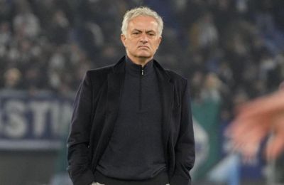 «Εξετάζει το ενδεχόμενο απόλυσης του Μουρίνιο η Ρόμα»