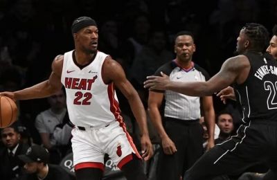 Στα playoffs του NBA οι Χιτ, με «τριαντάρη» Χέρο