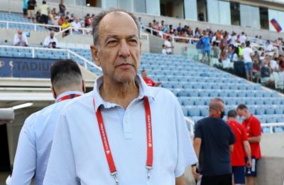 Η κόκκινη και οι άλλες φάσεις (vid)