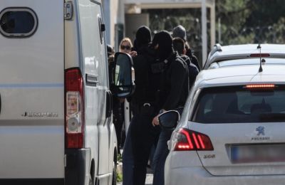 Η Ουάσιγκτον και το Πεκίνο ανταλλάσσουν χτυπήματα με δασμούς