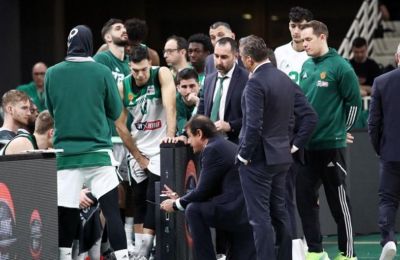 Έξαλλος ο Αταμάν: «Μαντρώνει» στο ΟΑΚΑ τους παίκτες του Παναθηναϊκού