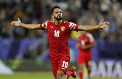 Ελ Αραμπί: Κάποιοι με ραβδιά, άλλοι με... πιστόλια
