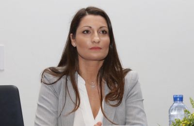 Για Μπεσάρτ