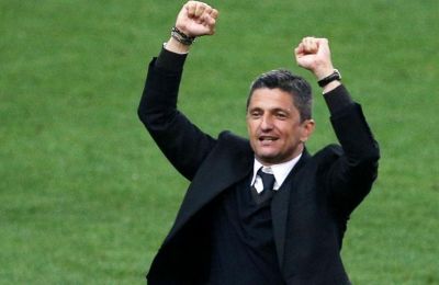Υπέγραψε στον ΠΑΟΚ ο Λουτσέσκου: «In Razvan we trust…»