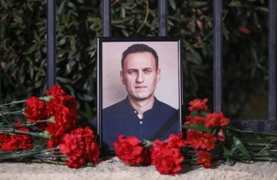 Η Ουάσιγκτον και το Πεκίνο ανταλλάσσουν χτυπήματα με δασμούς