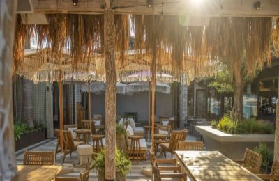 Δώδεκα δυνατά παραθαλάσσια bar restaurants για τον χειμώνα