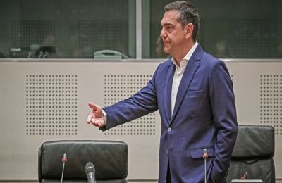 Η Ουάσιγκτον και το Πεκίνο ανταλλάσσουν χτυπήματα με δασμούς