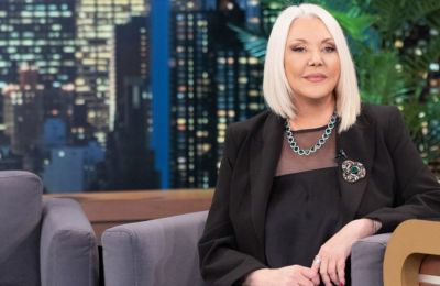 Του ευχήθηκε δημόσια για πρώτη φορά,με αφορμή την ονομαστική του γιορτή