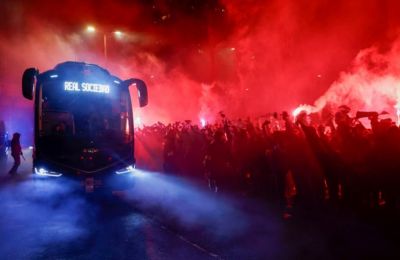 «Δένει» τον Φλικ ως το 2027 η Μπαρτσελόνα