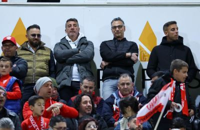Βανδή για Ροντινέι 