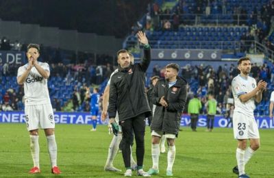 «Χαιρετάει» ο Αλόνσο και ετοιμάζεται για Ρεάλ 