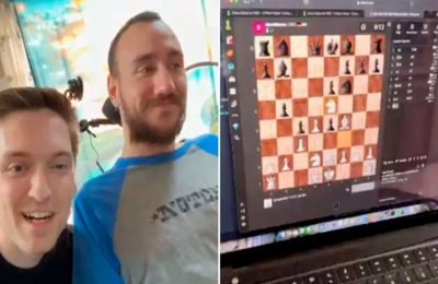 «Πού μπορώ να δειπνήσω με τους φίλους μου απόψε;»