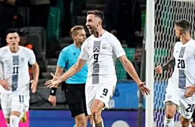 «Προκαλεί τεράστια ζημιά στο ποδόσφαιρο της χώρας»