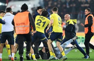 Η στάση του Ολυμπιακού για Τζολάκη, Κωστούλα και Μουζακίτη