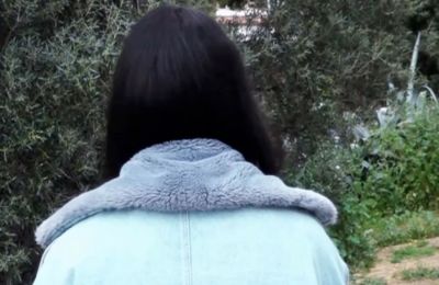 «Με βίασε όταν ήμουν 11 ετών στην καρότσα του αγροτικού»