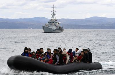 Η Ουάσιγκτον και το Πεκίνο ανταλλάσσουν χτυπήματα με δασμούς