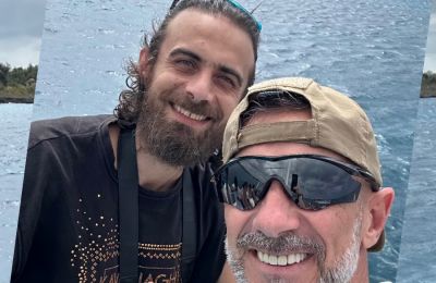 Του ευχήθηκε δημόσια για πρώτη φορά,με αφορμή την ονομαστική του γιορτή