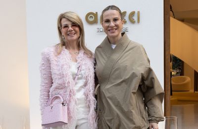 Ο Αλέξανδρος Μαρτίδης μίλησε με δάκρυα στα μάτια για τη συγκινητική αντίδραση της κόρης του, ενώ δεν δίστασε να αποκαλύψει εξελίξεις από τη «Γη της Ελιάς»
