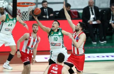 Βεζένκοφ: «Αν παίξουμε όπως στο δεύτερο, θα έχουμε πρόβλημα»