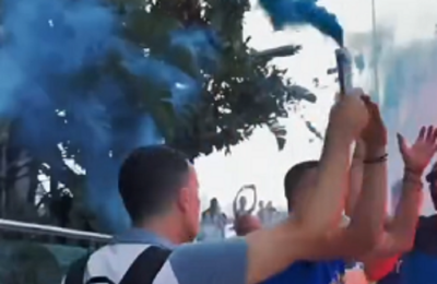 Δεν κρατιόταν!