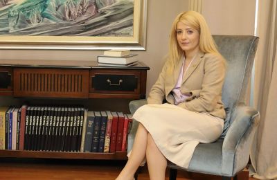 Του ευχήθηκε δημόσια για πρώτη φορά,με αφορμή την ονομαστική του γιορτή