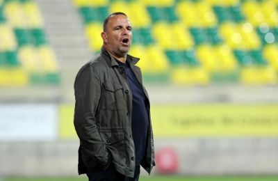 Να διπλασιάσει τη συλλογή