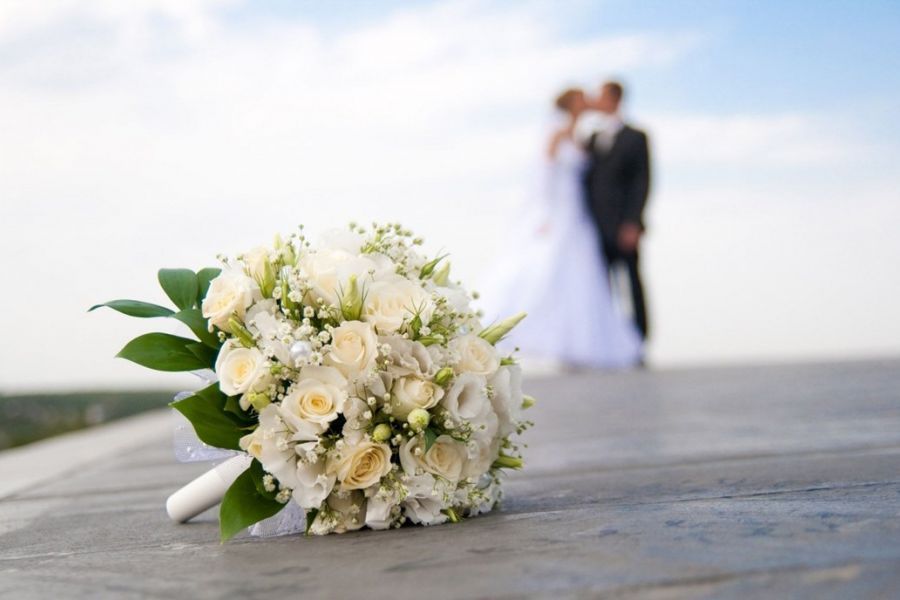 Οι 13 κανόνες ζευγαριού για τον γάμο του προκάλεσαν χαμό! 