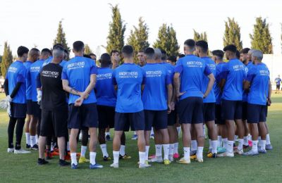 Βέσκο με πέντε Κύπριους