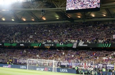 Μπόβε: Ζήτησε να μη φορεθούν μπλουζάκια για εκείνον