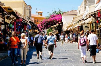 Reuters: Στις 7 Μαΐου ξεκινά το Κονκλάβιο για την εκλογή νέου Πάπα