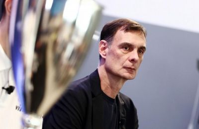 Βεζένκοφ: «Αν παίξουμε όπως στο δεύτερο, θα έχουμε πρόβλημα»