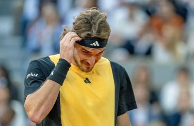 Ο Τσιτσιπάς το πάλεψε, αλλά ο Αλκαράθ ήταν «άπιαστος» και προκρίθηκε στα ημιτελικά του Roland Garros