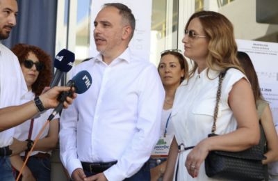 Του ευχήθηκε δημόσια για πρώτη φορά,με αφορμή την ονομαστική του γιορτή