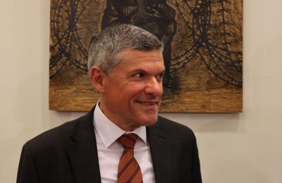 Ακραία ρητορική βίας ακόμη κι εναντίον ομοεθνών τους που βρίσκονται στην Κύπρο εξέφρασαν ο Αϊντίν Ουνάλ και ο Οκτάι Σαράλ