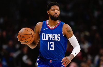 Στα playoffs του NBA οι Χιτ, με «τριαντάρη» Χέρο