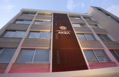 «Περνούν ζωή χαρισάμενη στον λόφο του Προεδρικού και δεν έχουν ιδέα τι αντιμετωπίζουν οι εργαζόμενοι της Κύπρου», σημείωσε ο Γιώργος Κουκουμάς του ΑΚΕΛ