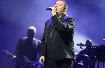 Μόλις το 22% δηλώνει ότι συμφωνεί εντελώς με τον τρόπο διακυβέρνησής του, ενώ διπλάσιοι Αμερικανοί (45%) εκφράζουν αποδοκιμασία