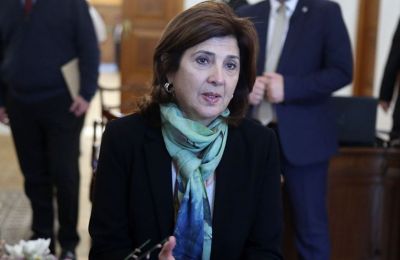 «Περνούν ζωή χαρισάμενη στον λόφο του Προεδρικού και δεν έχουν ιδέα τι αντιμετωπίζουν οι εργαζόμενοι της Κύπρου», σημείωσε ο Γιώργος Κουκουμάς του ΑΚΕΛ