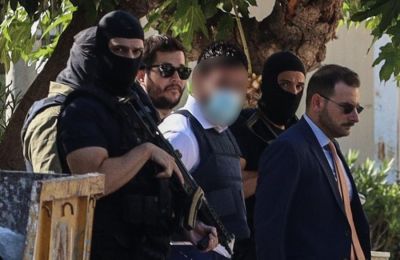 Η Ουάσιγκτον και το Πεκίνο ανταλλάσσουν χτυπήματα με δασμούς