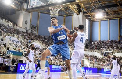 Κατακόκκινο το ΣΕΦ με Ρεάλ