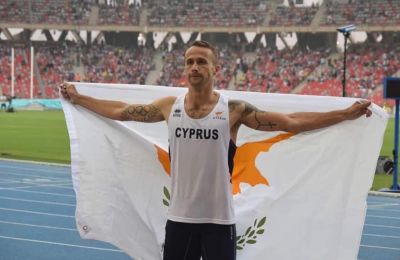 «Είμαι ο Μίλαν Τράικοβιτς... πήγα δημοτικό, γυμνάσιο, λύκειο, εντάχθηκα στην Εθνική Φρουρά»