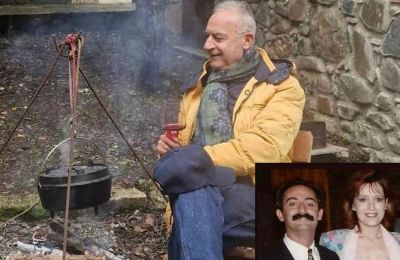 Οι επιβάτες υποχρεούνται να απενεργοποιούν ή να θέτουν σε λειτουργία πτήσης τα κινητά τους τηλέφωνα μόλις το αεροσκάφος απογειωθεί