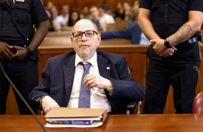Η Ουάσιγκτον και το Πεκίνο ανταλλάσσουν χτυπήματα με δασμούς