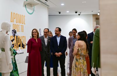 Ολυμπιονίκης δουλεύει στο εστιατόριο των γονιών της λίγες μέρες μετά τους Ολυμπιακούς Αγώνες!