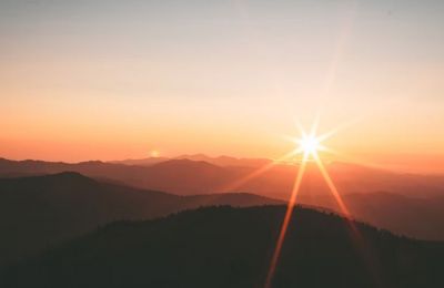 Πώς ήταν να ξυπνά κανείς στην Αμμόχωστο των seventies; Η τεχνητή νοημοσύνη δίνει την απάντηση